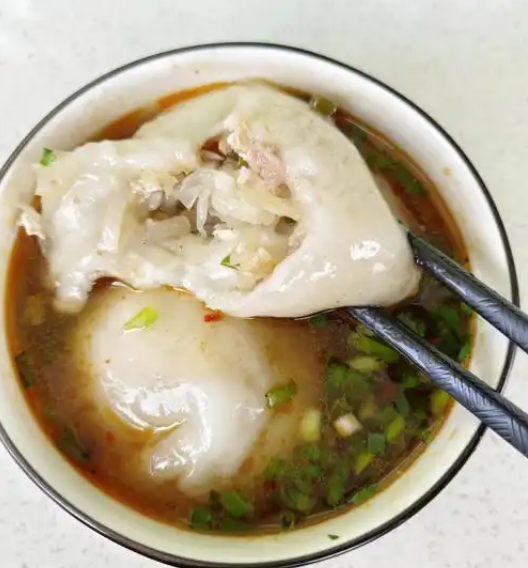 贺州酸辣飘香传百年 牛肠酸串起贺州烟火气